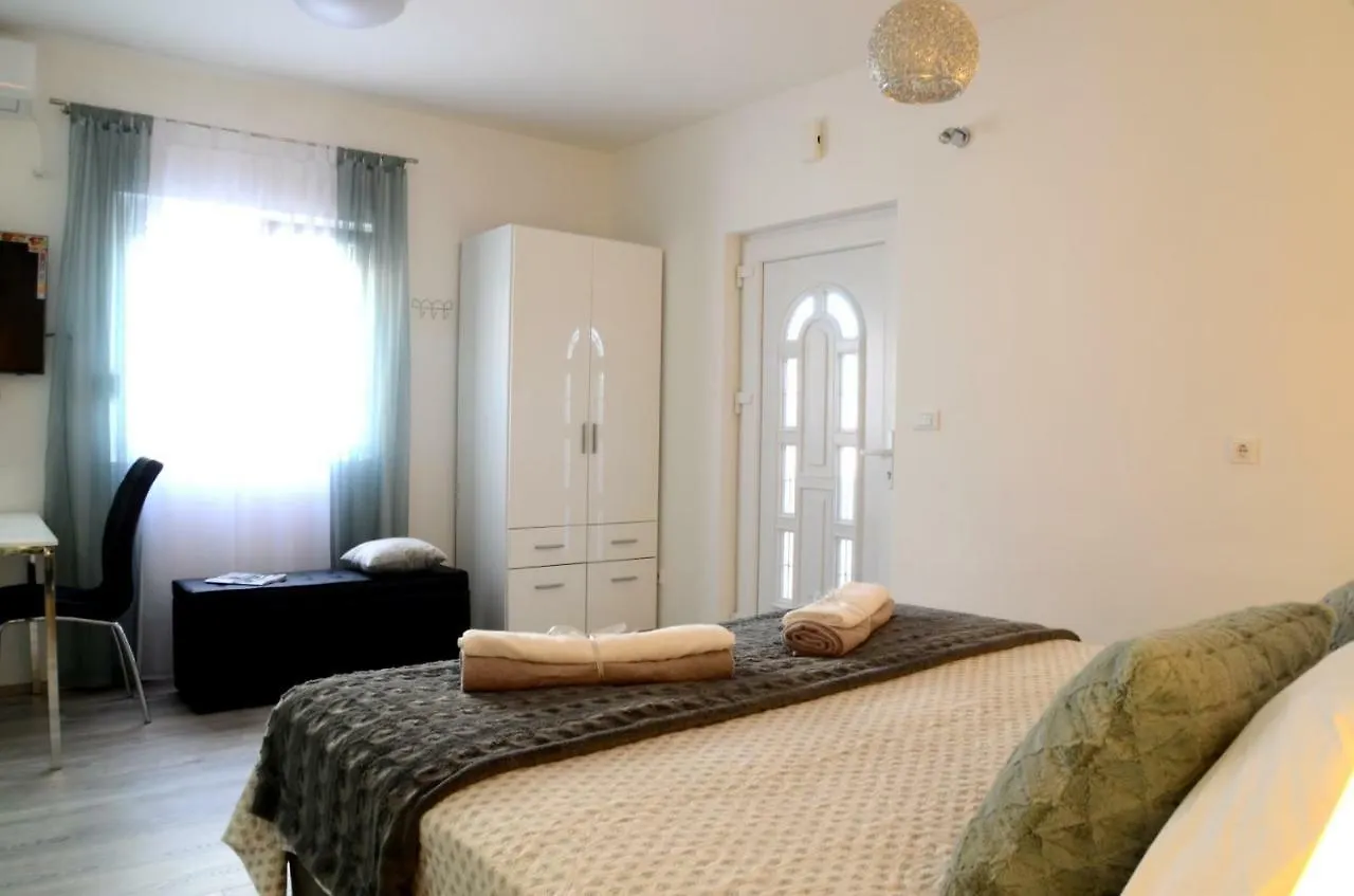 Apartments La Luna Zadar